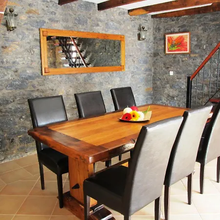Casa Dos Serroes